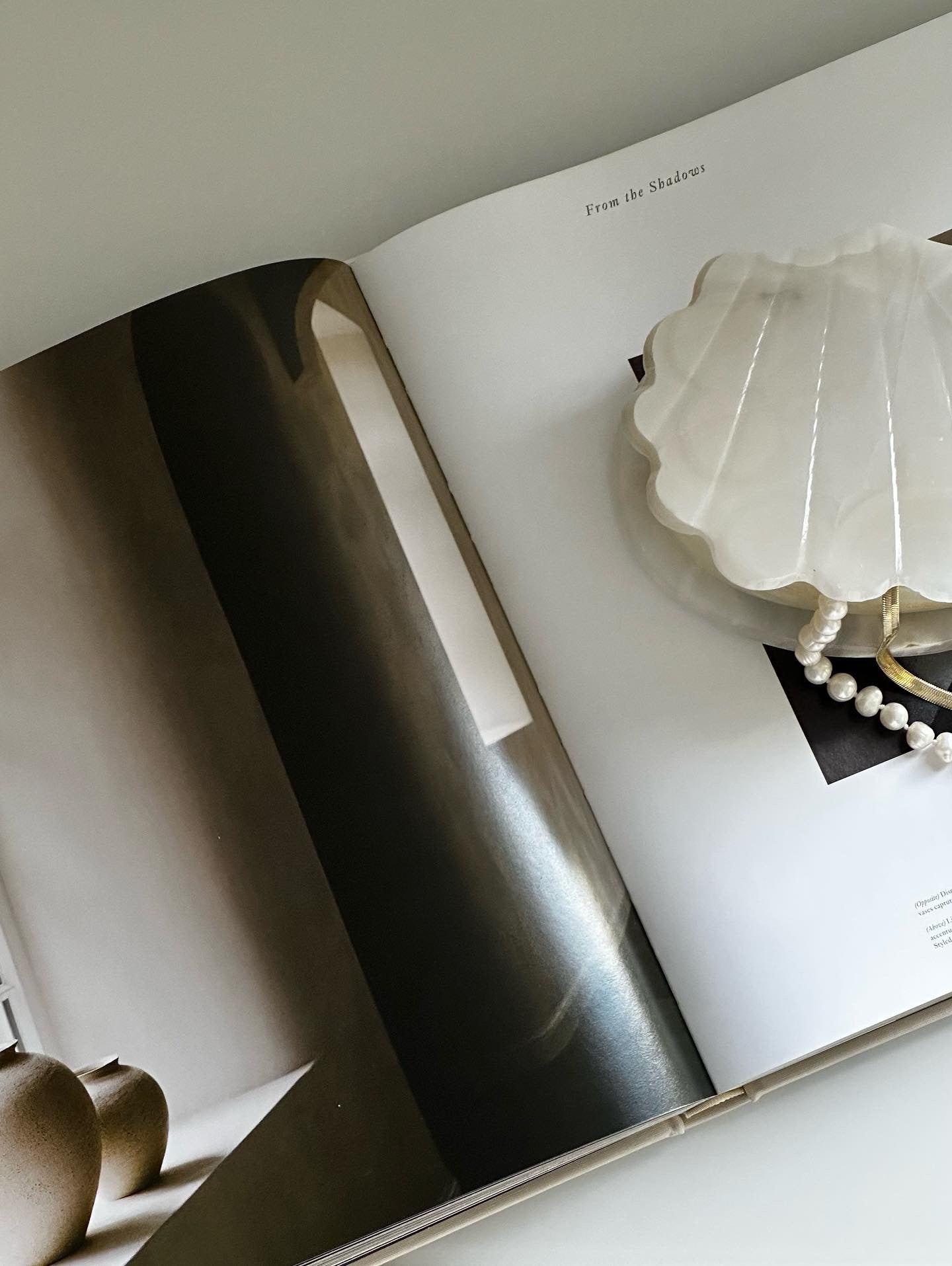 Vintage alabaster clam seashell jewelry box