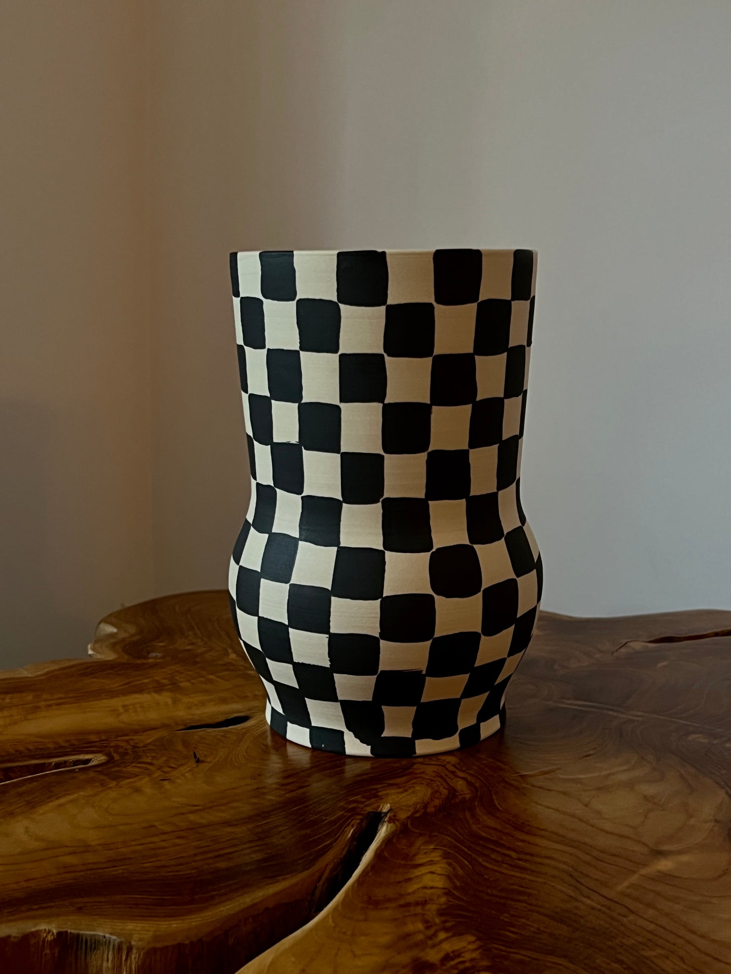 The checkered vase