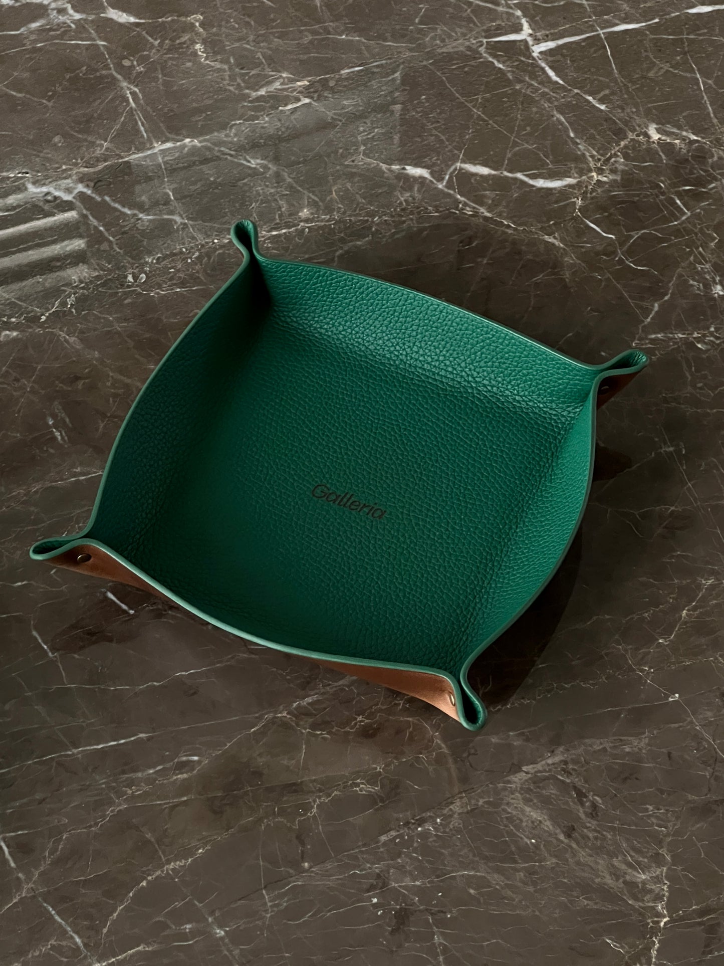 Leather valet tray