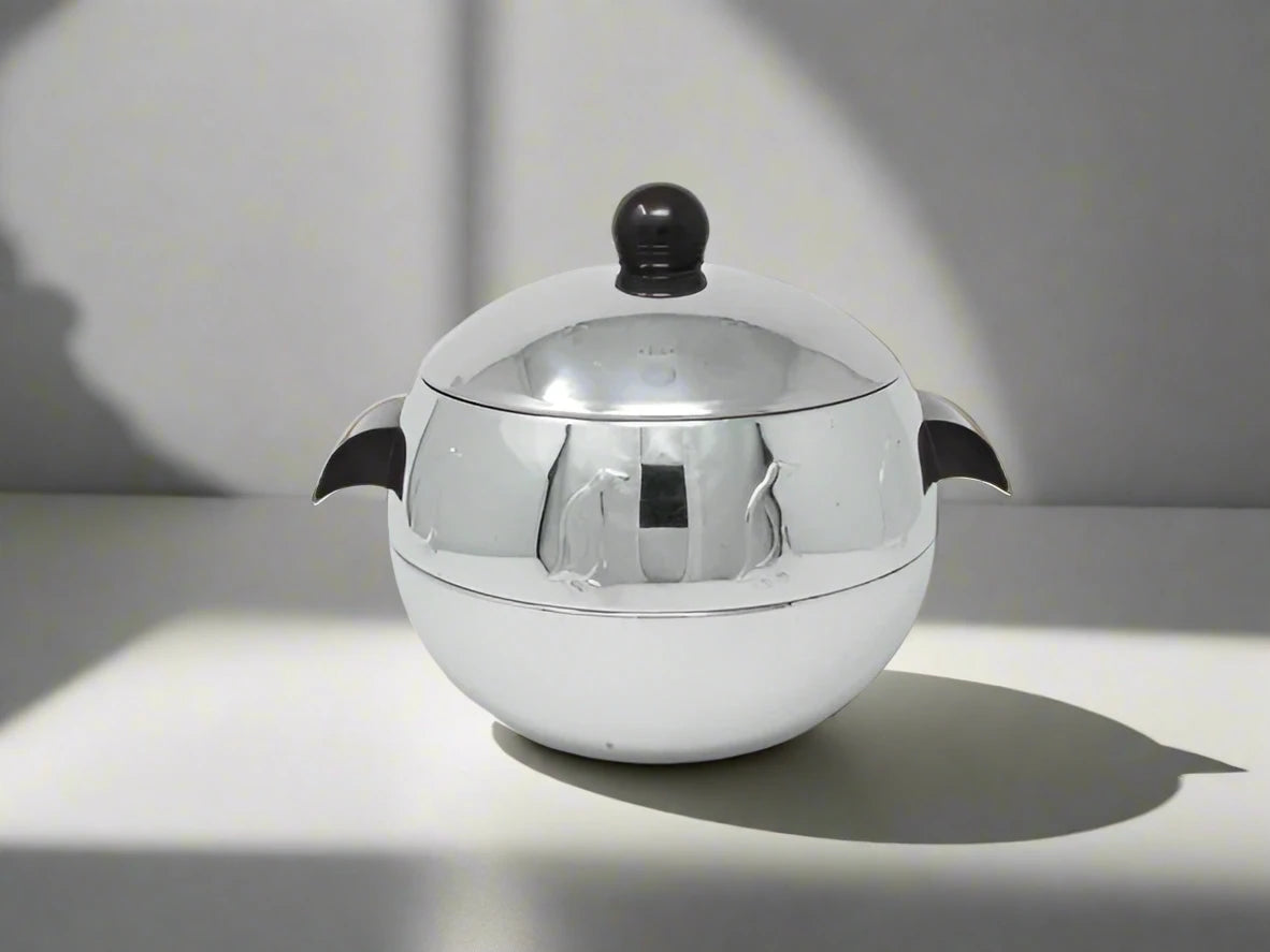 the Penguin Ice Bucket by West bend, 1960s