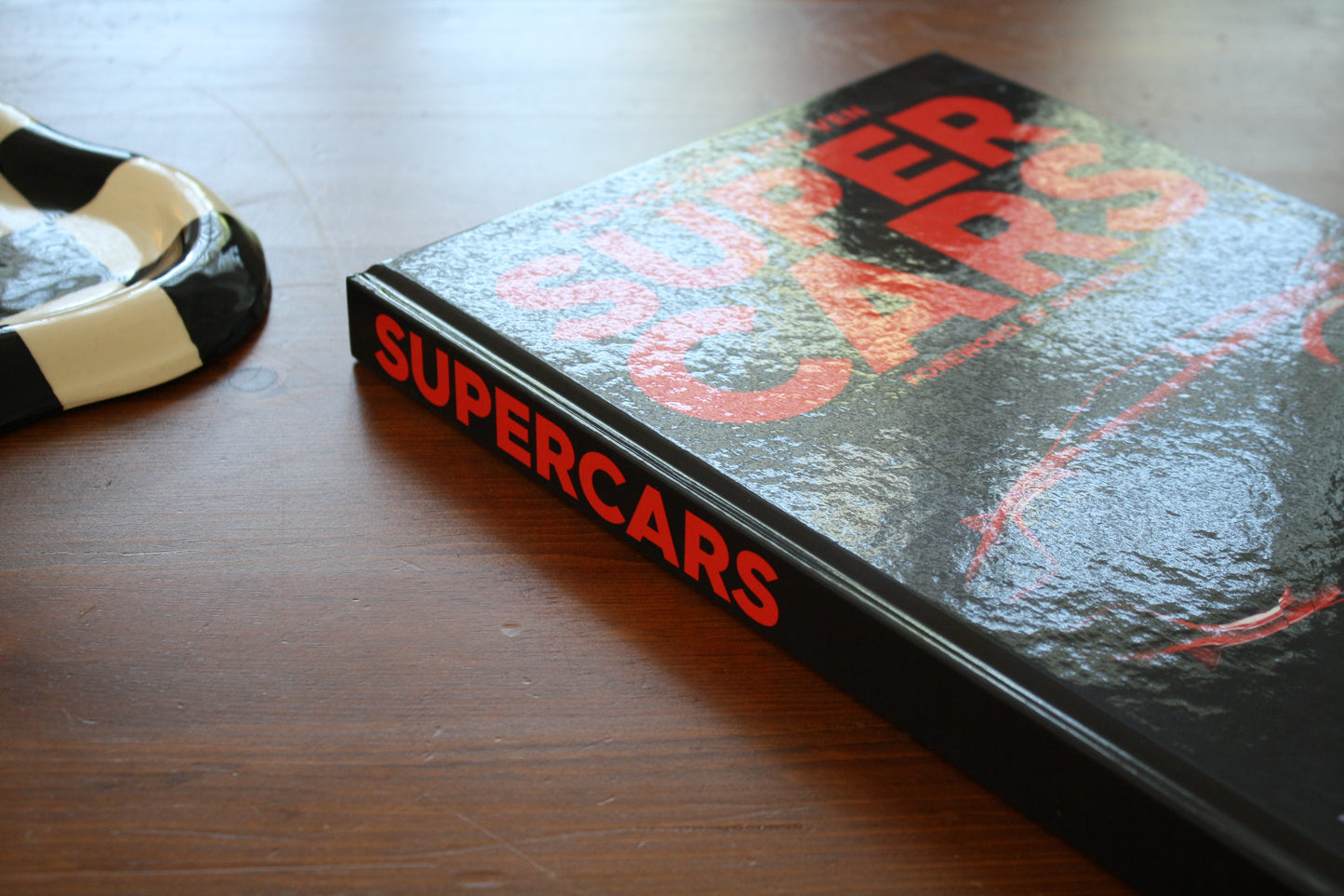 Supercars - Rudolf van der Ven. Foreword by Tim Burton