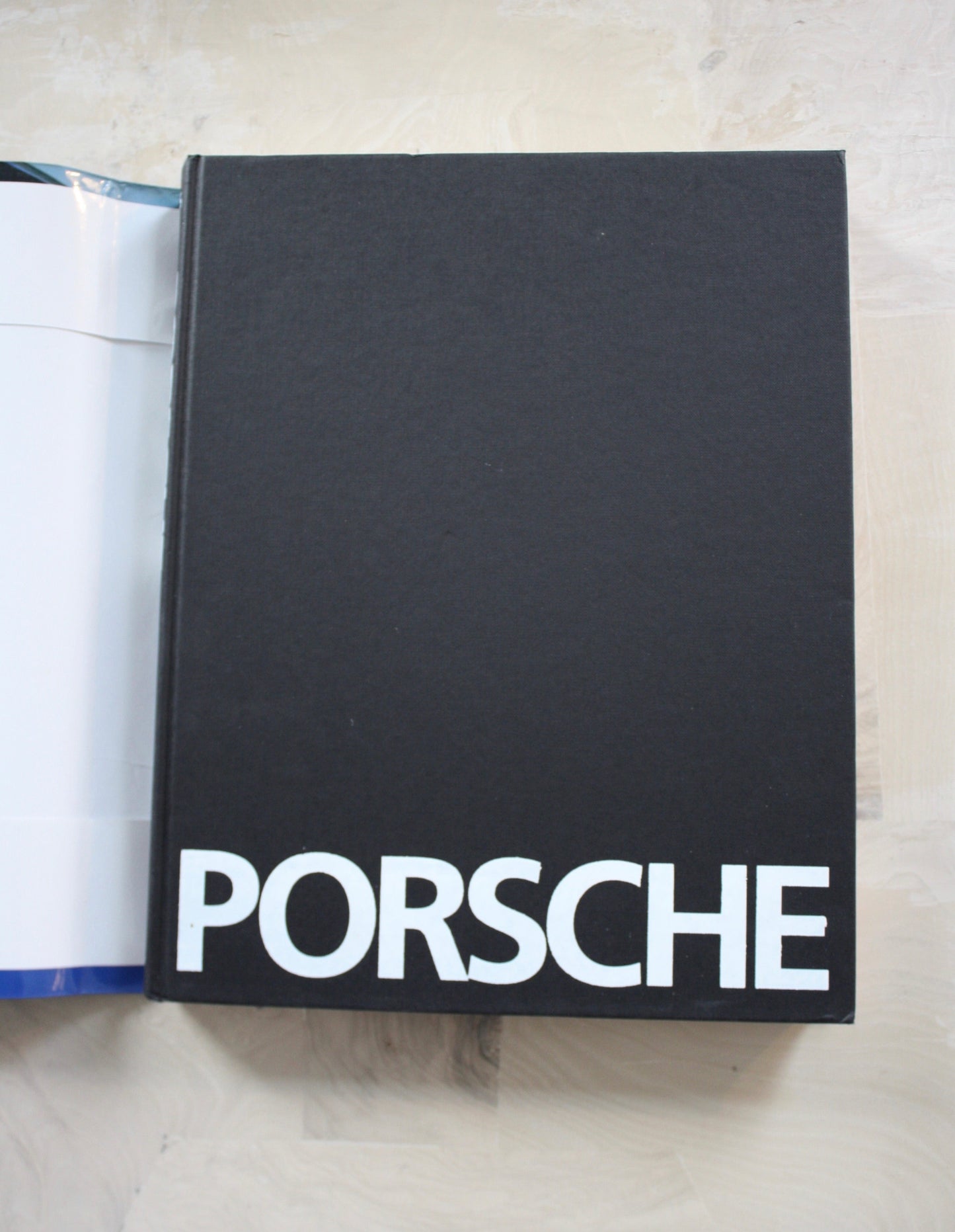 Porsche - The Fine Art of the sports car by world renowned photographer Lucinda Lewis