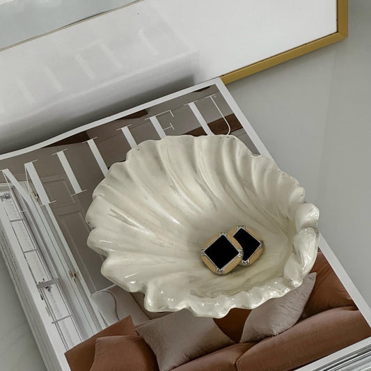Vintage shell ceramic bowl