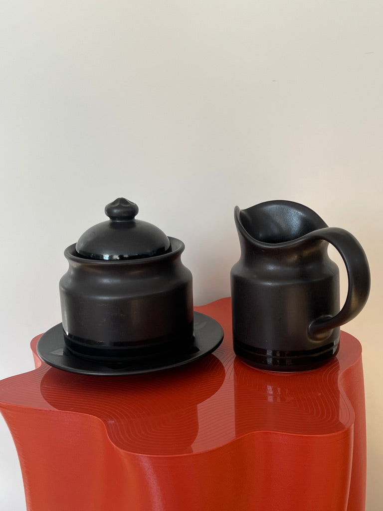 Vintage Pfaltzgraff stoneware coffee/tea set