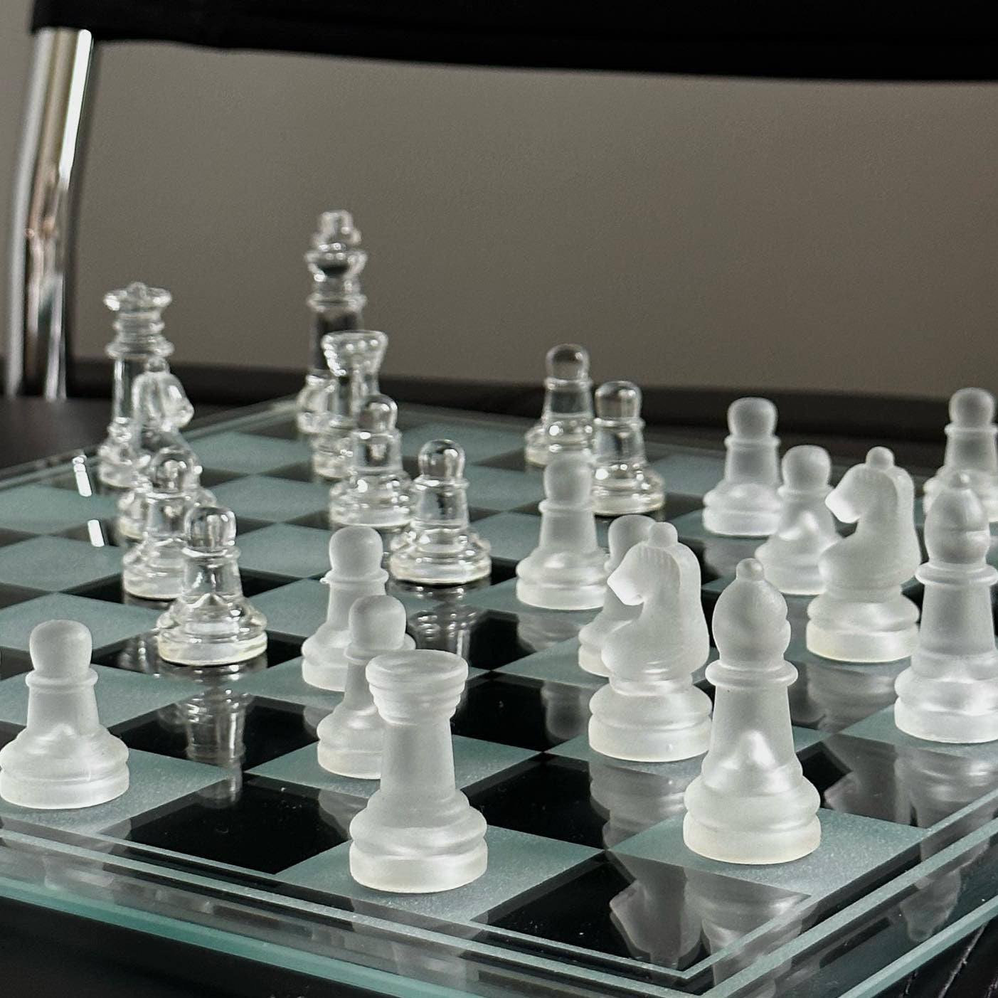 Glass chess set