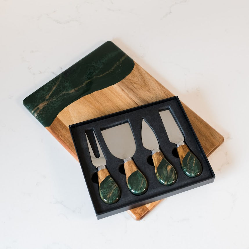 Cheese knife set