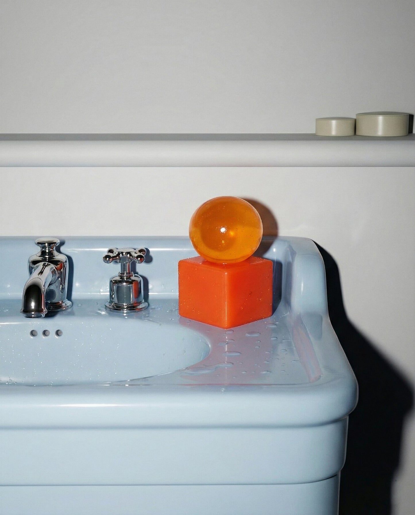 OBA soap on resin cube