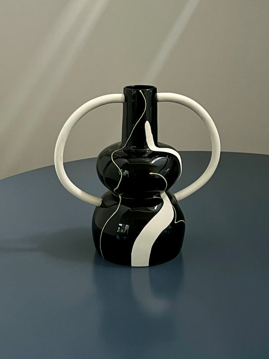 Vase OUI by Rachel Joanis