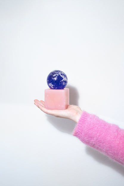 OBA soap on resin cube